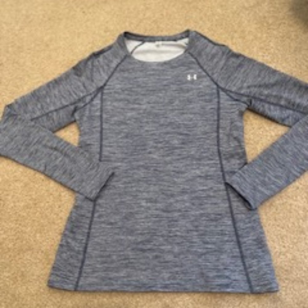 Under Armour women's long sleeve athletic shirt size M